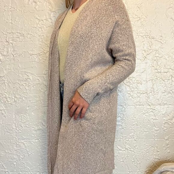 Old Navy Cardigan Women's M Cream Tan Cozy - Picture 1 of 4